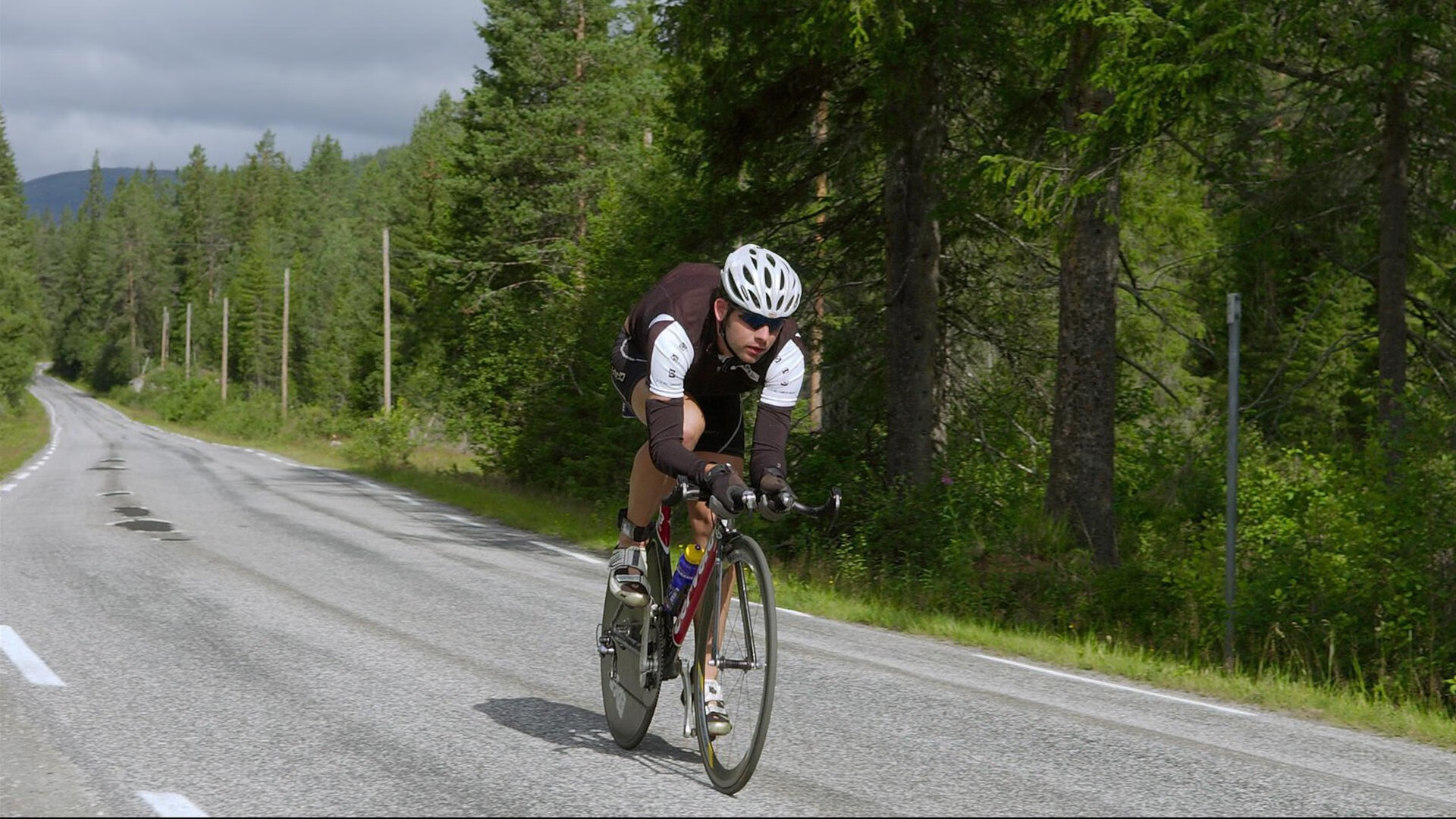 球迷文化大融合，现场氛围热烈，球迷文化的见解